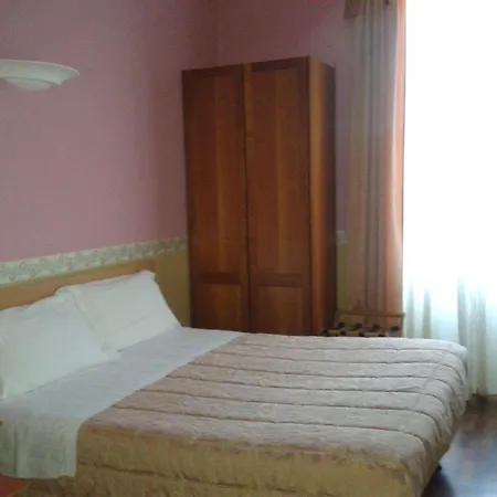 Otel Western Royal Superga Cuneo