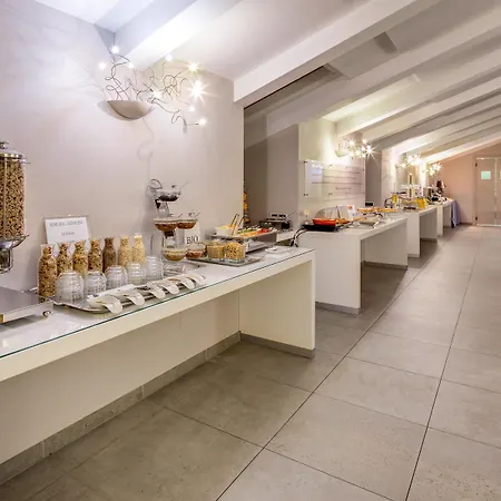 Western Royal Superga Cuneo