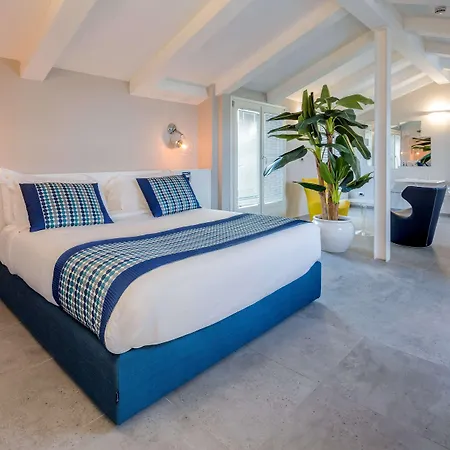 Western Royal Superga Hotel 4*