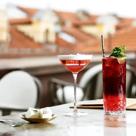 Western Royal Superga Hotel