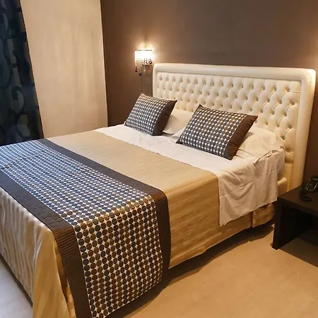 Western Royal Superga Hotel