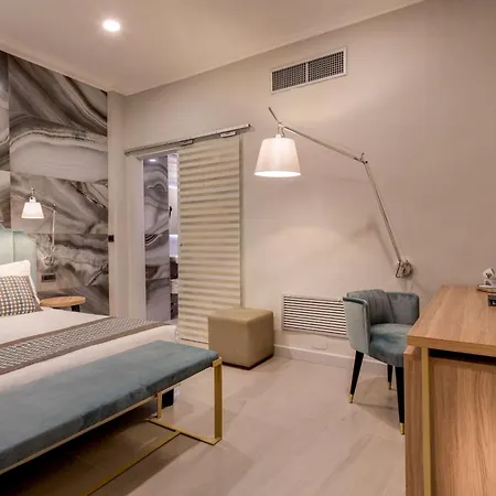 Western Royal Superga