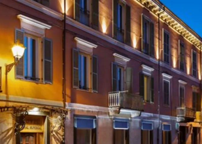 Western Royal Superga Otel